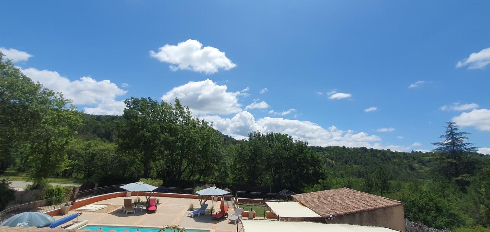 Maison Familiale Avec Piscine Et Boulodrome Dans Le Luberon Villa Caseneuve Buitenkant foto