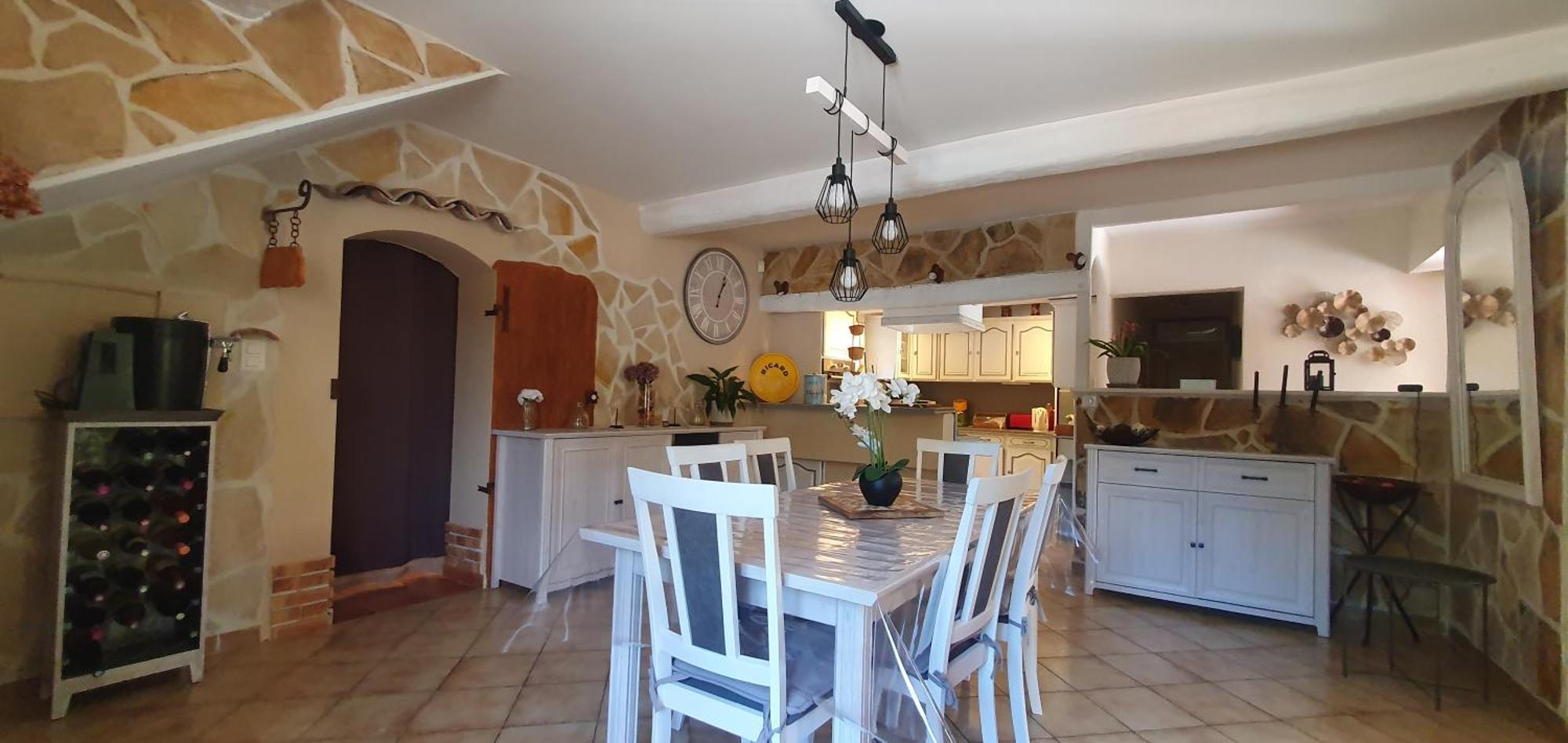 Maison Familiale Avec Piscine Et Boulodrome Dans Le Luberon Villa Caseneuve Buitenkant foto